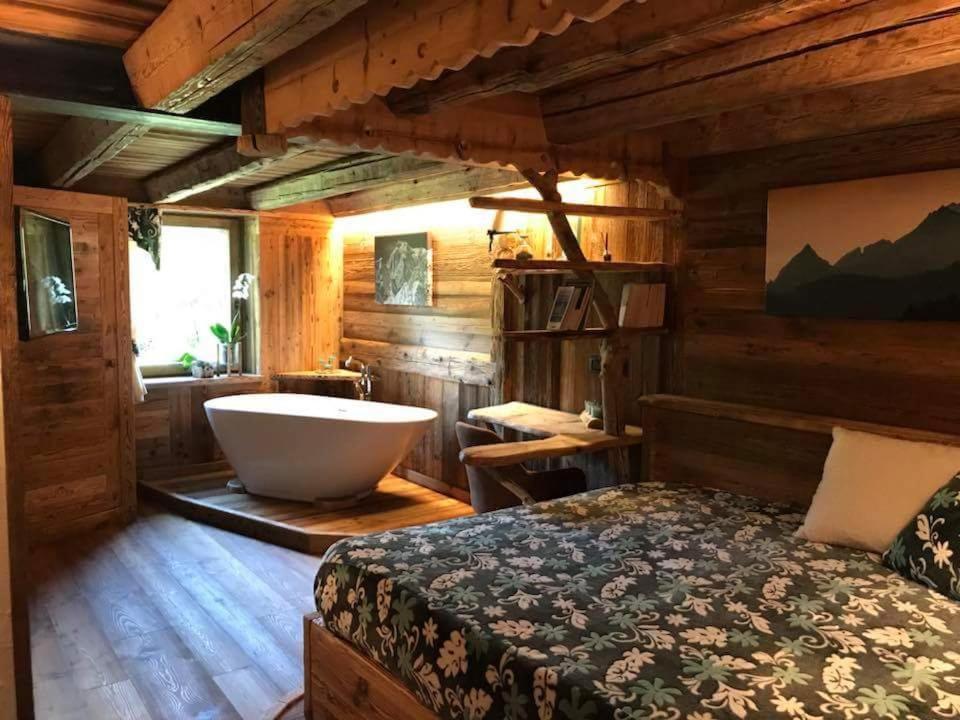 Bed & Breakfast Anisor - Parblanc La Salle Exteriör bild